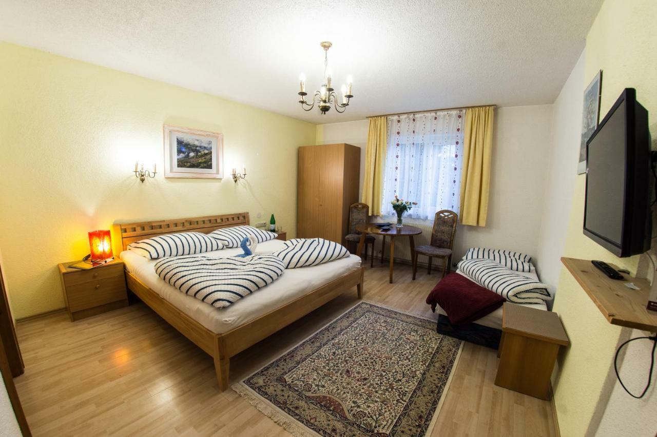 Europa Pension Tirol Fließ Exterior foto